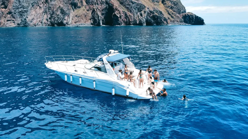 Yacht Swim Snorkel